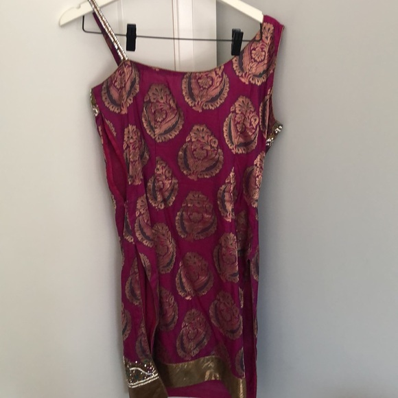 Fushia Indian Suit Size small - Picture 4 of 7